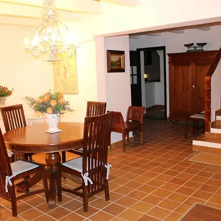 Serena Villa Es Canutells